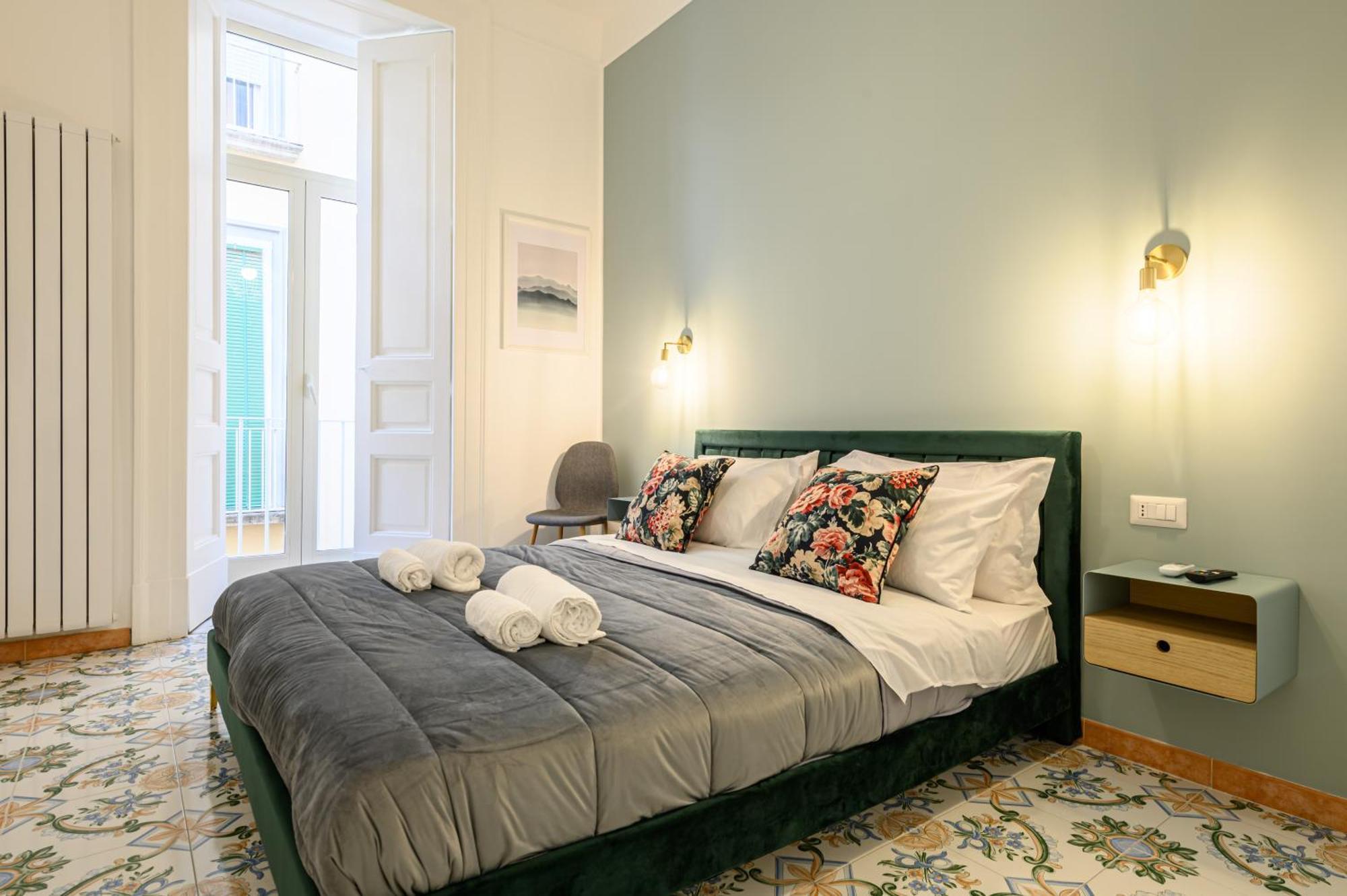 Guest House 121 Charming Apartment Napoli Eksteriør bilde